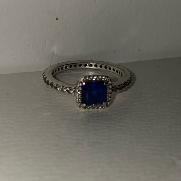 Beautiful Pandora Ring - Picture 3 of 7